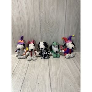 Vintage SNOOPY Lot Halloween Whitman’s Plush Skeleton Jester Devil Wizard Doctor